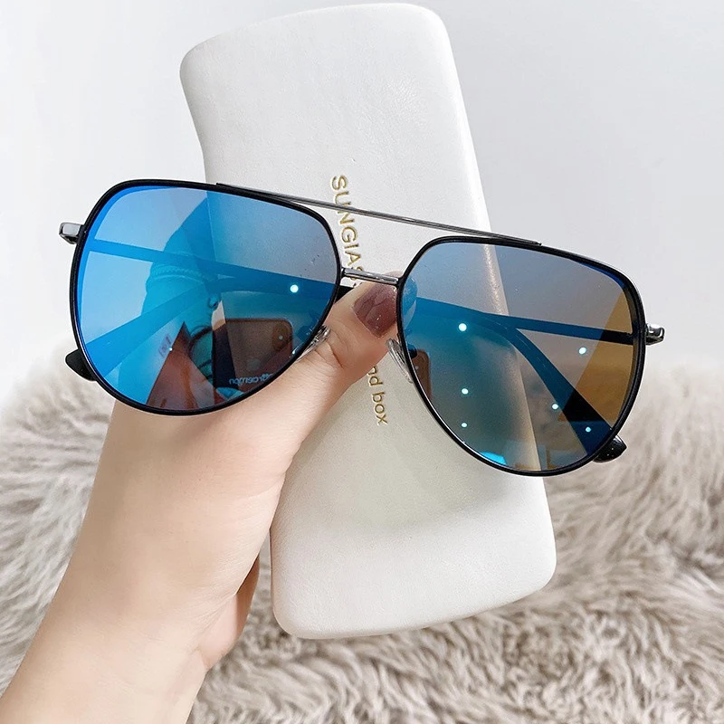 

Pilot Men's Sunglasses Vintage Luxury Designer Aviator Sun Glasses for Men Fashion Retro Black Blue Brown Eyewear Accessories