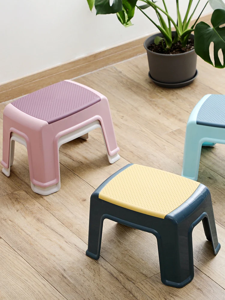 banquinho-baixo-de-plastico-moderno-e-minimalista-para-casa-banheiro-mesa-de-cha-troca-de-sapatos-cadeira-de-apoio-para-os-pes-infantil-e-elegante
