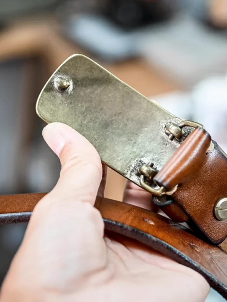 Ceinture en cuir de vachette véritable tanné végétal pour hommes, laiton structuré, sangle vintage pour jeans, ceinture faite à la main, environnement