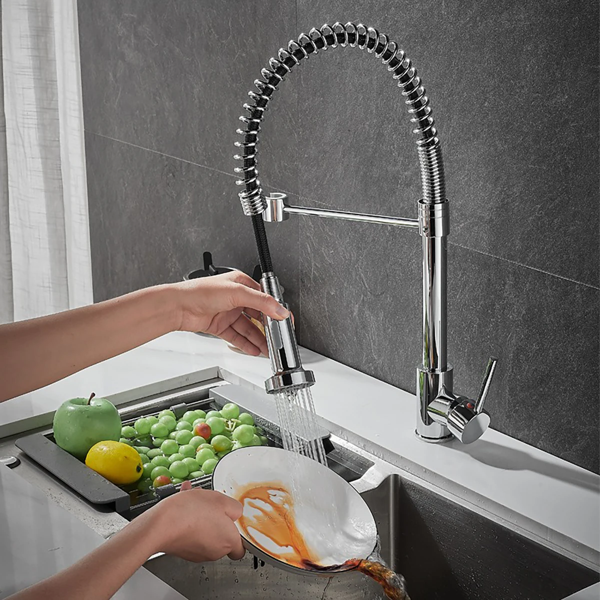 

Rozin Matte Black Kitchen Faucet Deck Mounted Mixer Tap 360 Degree Rotation Stream Sprayer Nozzle Kitchen Sink Hot Cold Taps
