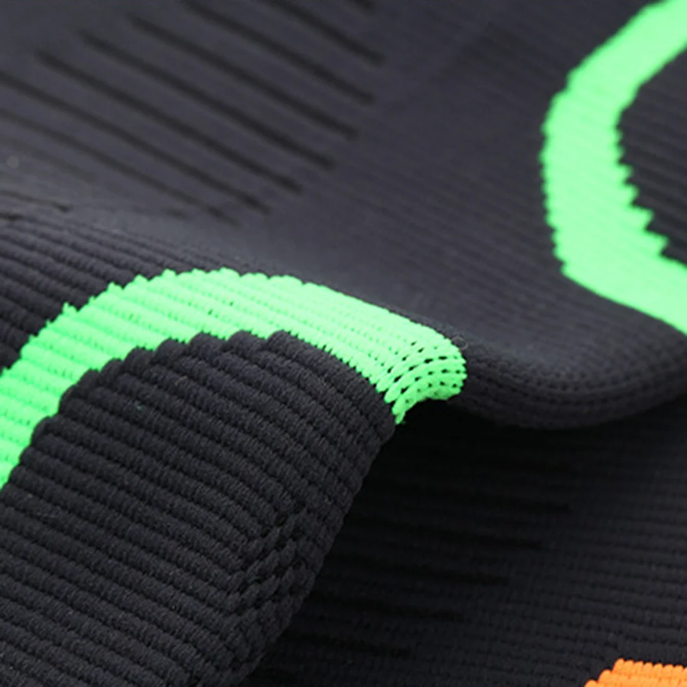 

1Pcs Sports Knee Brace Protective Sleeve Lightweight Anatomy Support for Running Fitness Workout Pain Relief Recovery