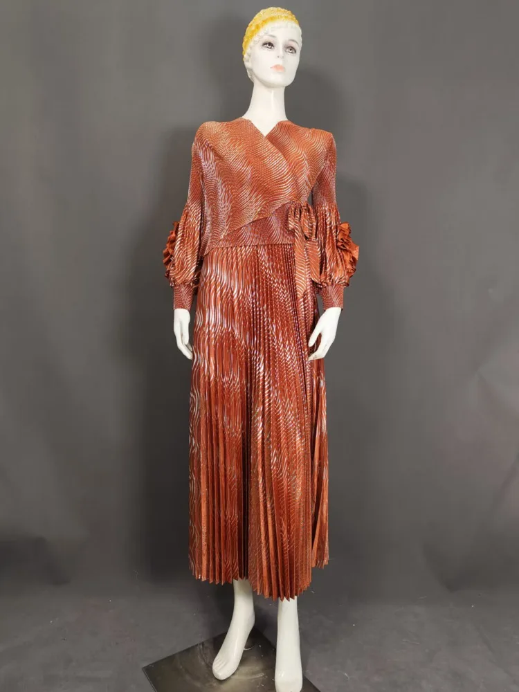 Eeonovni miyake design plissado vestido feminino bronzeamento decote em v manga floral reunidos cintura vestidos de festa 2025 novas roupas 1a933