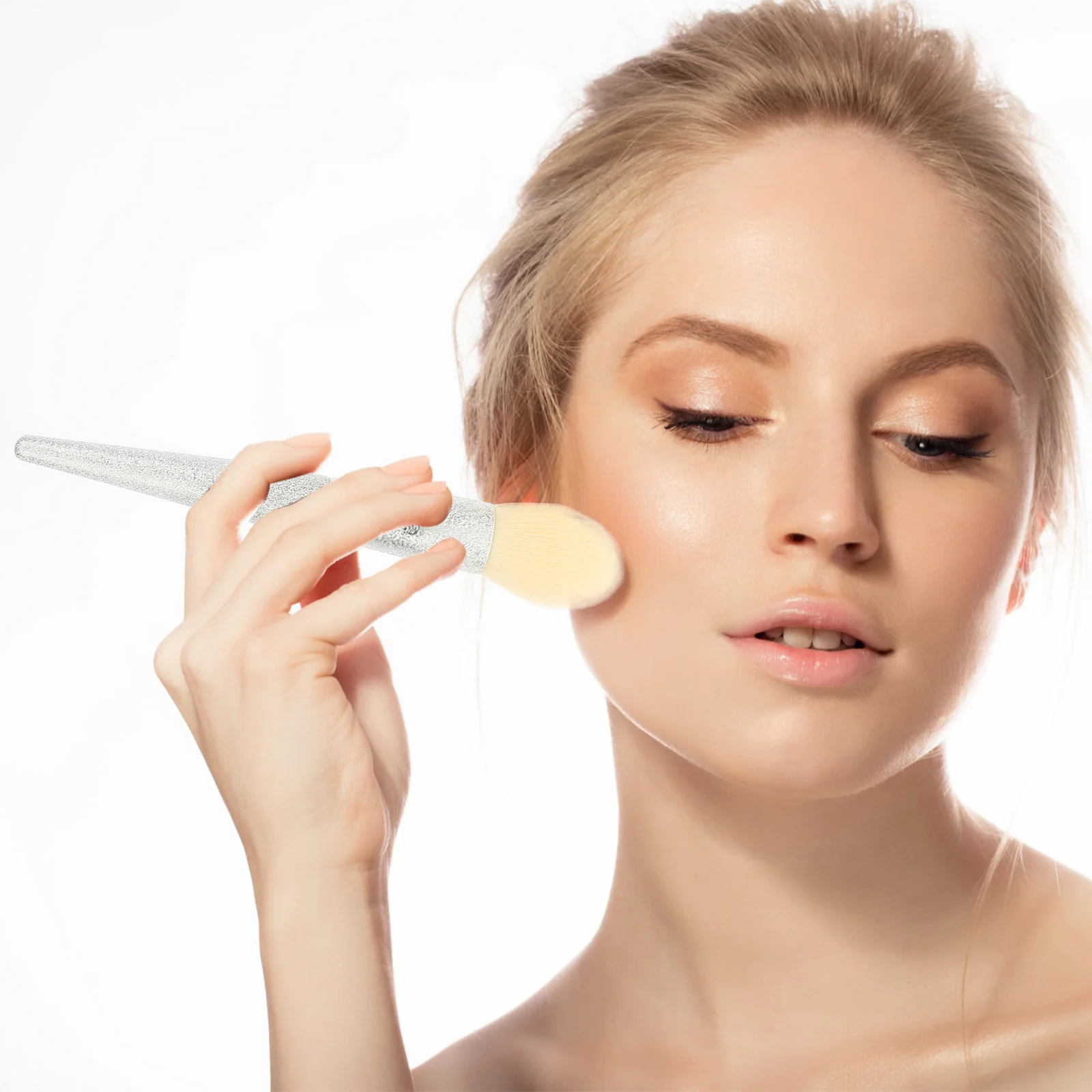 1 set 1 Set Of Makeup Brush Set Long Handle For Women Face Eye Blusher Powder Application Portable Tools Girls Beauty