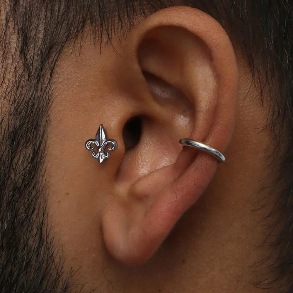 Casvort 1 Stück Vintage Barock Titan Fleur-de-lis Labret Piercing Flacher Ohrstecker Gewindelose Conch Helix Ohrringe Schmuck – Detail 1