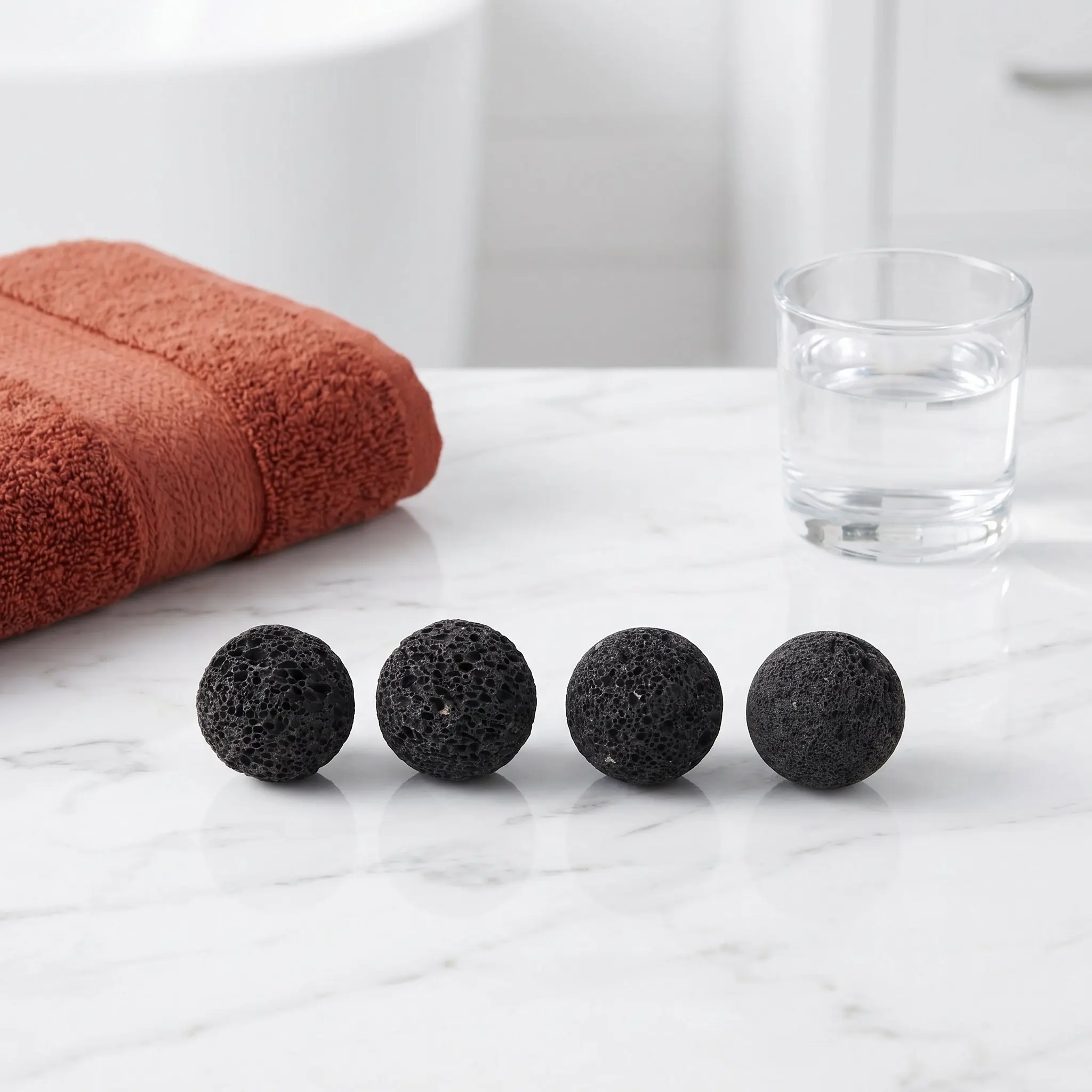 4Pcs Natural Volcanic Lava Stone Decorative Spheres Porous Texture Bowl Fillers Rustic Centerpiece Vases Dining Table Coffee
