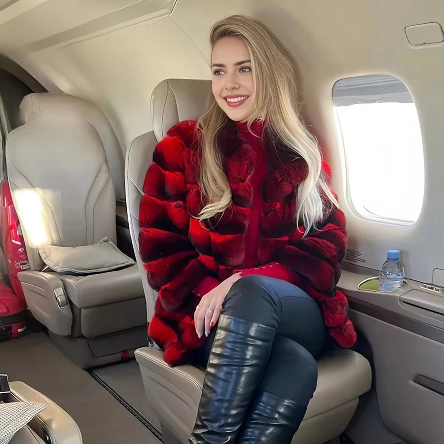 Luxury Cropped Fur Jacket New Winter Women Coats Coat High Quality Best Selling