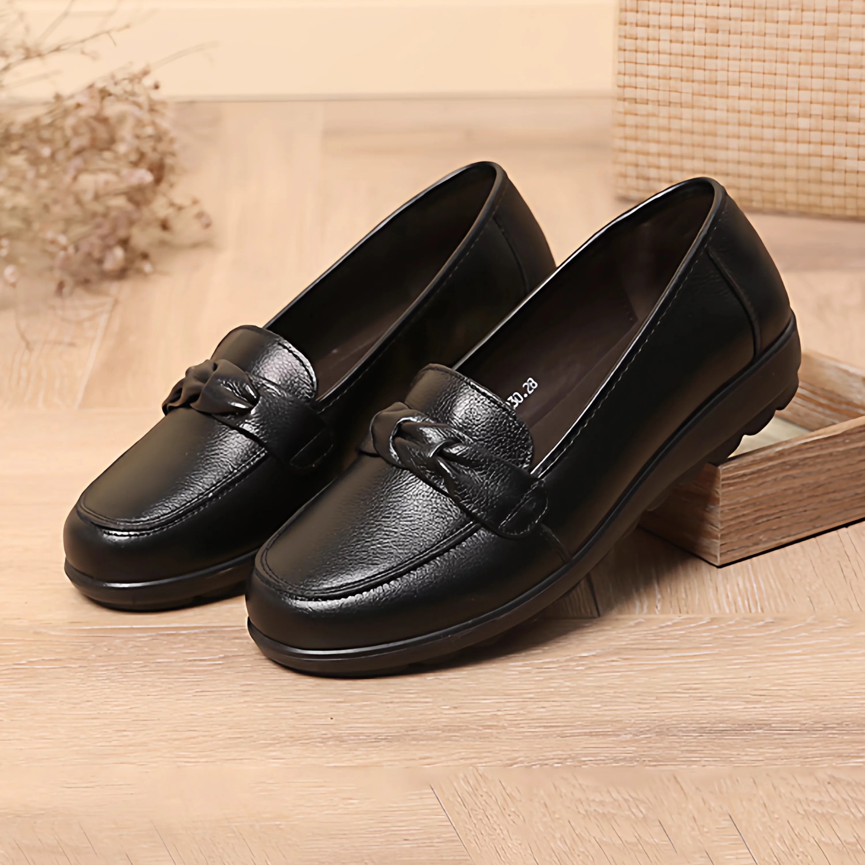 scarpe-da-donna-antiscivolo-in-vera-pelle-morbida-con-tacco-piatto-comode-per-la-primavera-punta-rotonda-slip-on