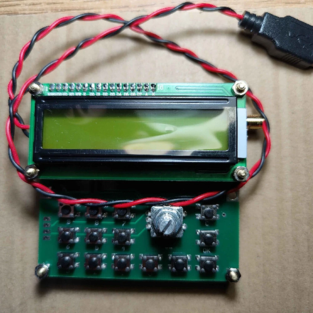 Imagem -04 - Frequency Generator Board Display Led Parte do Sinal 35mhz4000mhz Adf4351 35mhz-4000mhz rf