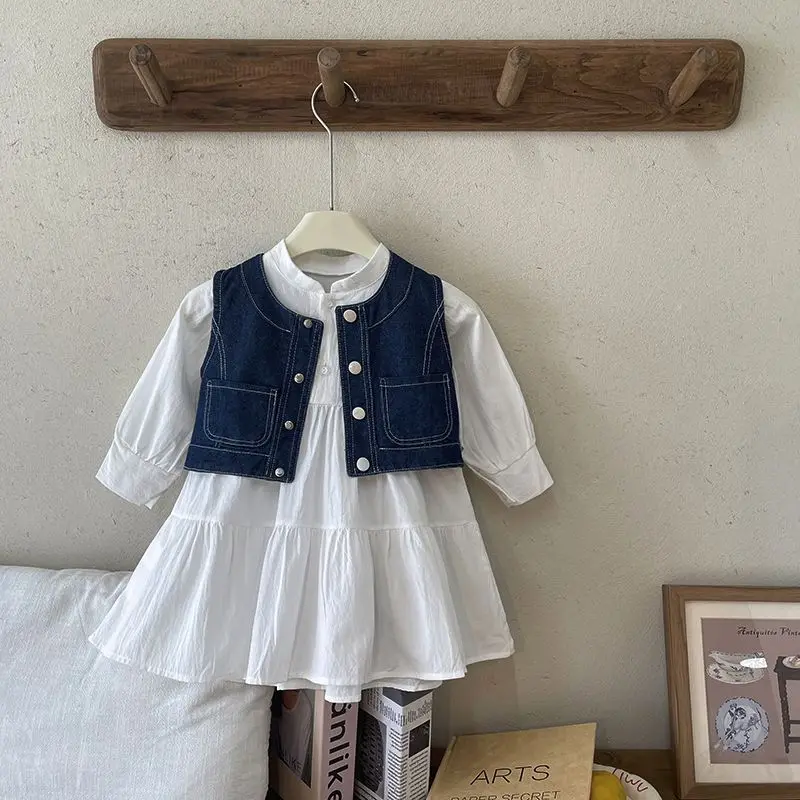 طقم ملابس للفتيات الصغيرات لفصل الربيع والخريف سترة جينز جديدة للأطفال + فستان مكون من قطعتين