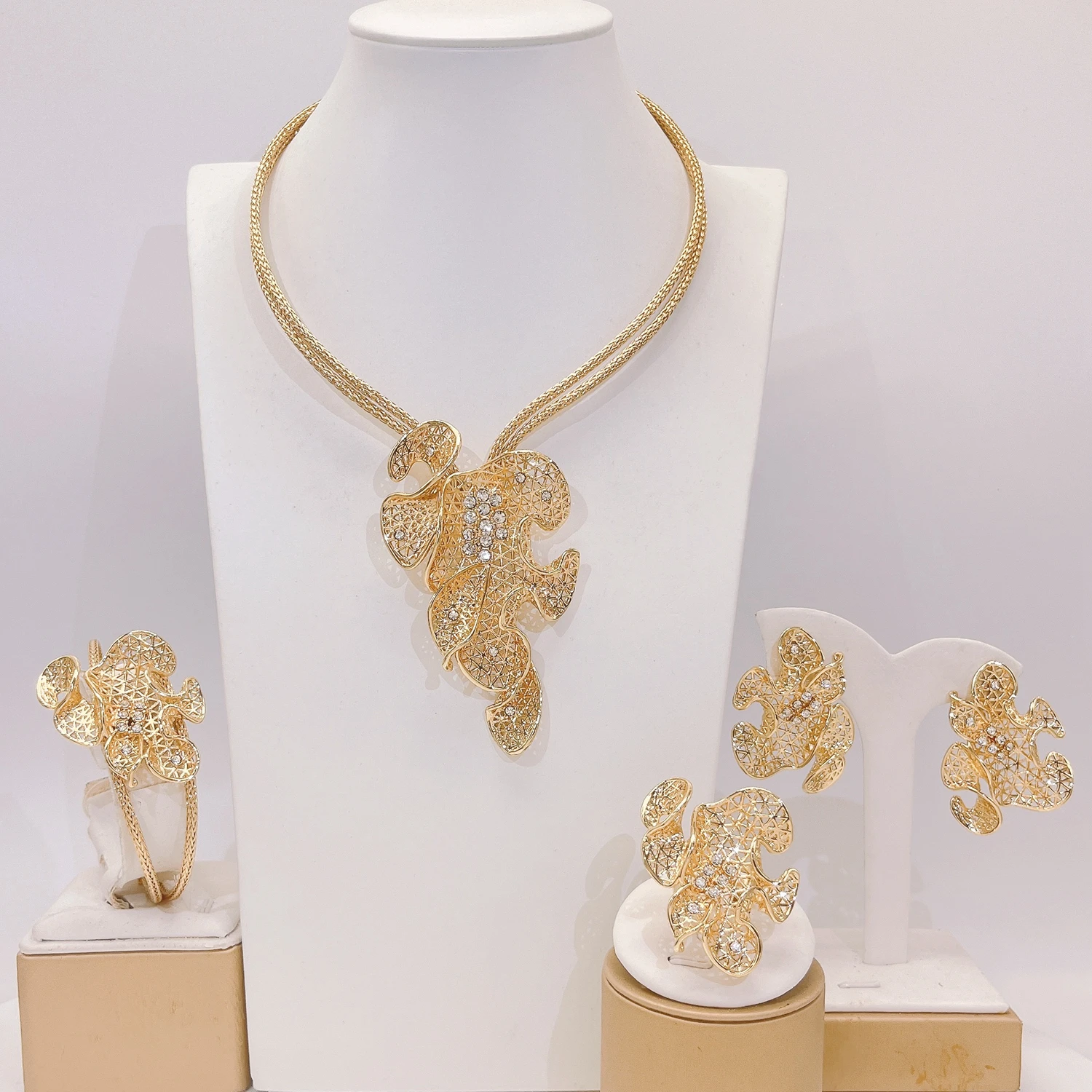 

Yulaili бразильский позолоченный филигранный комплект ювелирных изделий со стразами для женщин вечерние свадебные ожерелья серьги браслет кольцо X00004