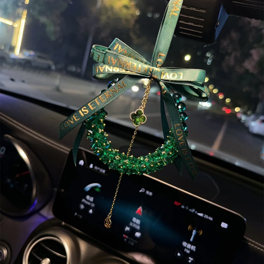 

Full diamond handmade crystal car pendant creative luxury high-end rearview mirror hanging chain decoration car interior goddess