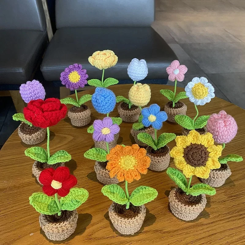 Flower Tuilp Daisy Artificial Flowers Hand-knitted Flower Homemade Crochet Knitted Flower Car Home Desktop Decorationn