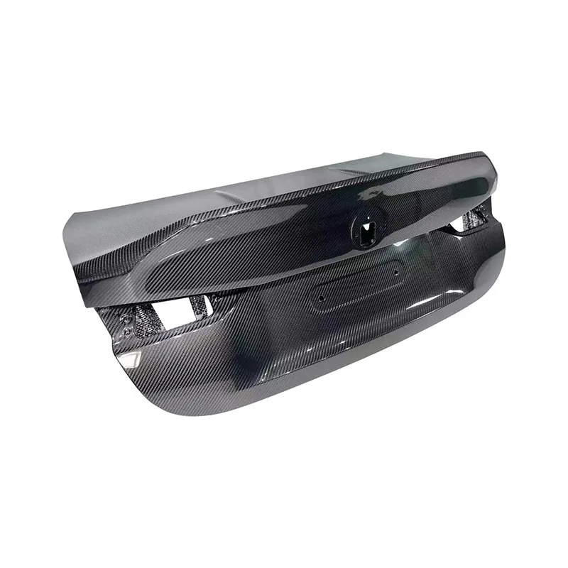 

G80 M4 G82 modified CSL model with dry carbon fiber trunk lid, trunk, luggage compartment, automotive accessories