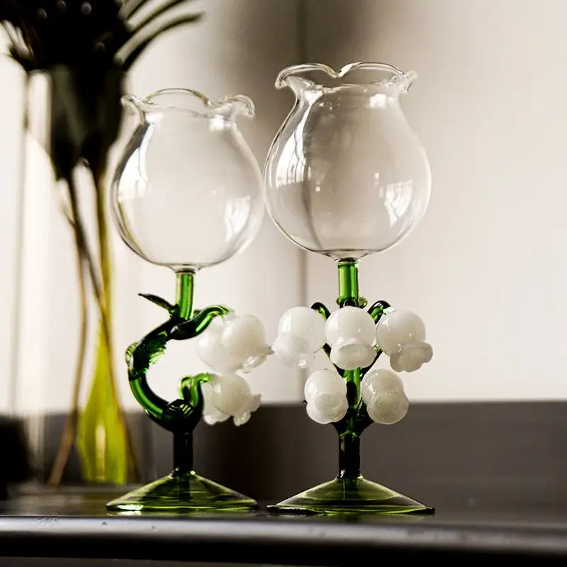 

Creative atmosphere Lily of the valley flowers high value girls red wine glass high sense
