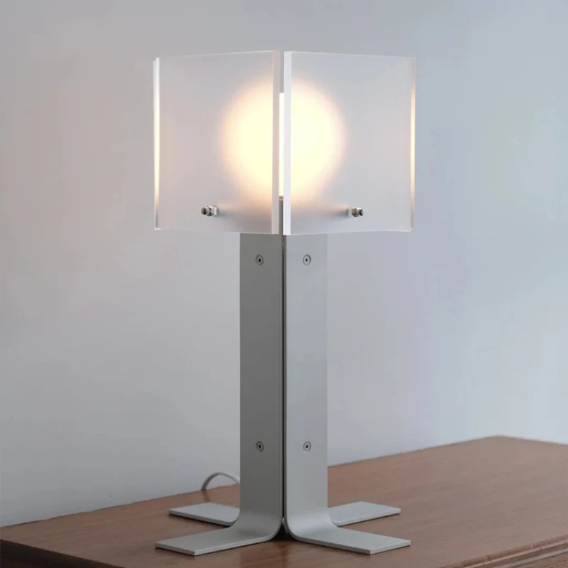 Floor lamp Modern simple matte living room exhibition hall vertical