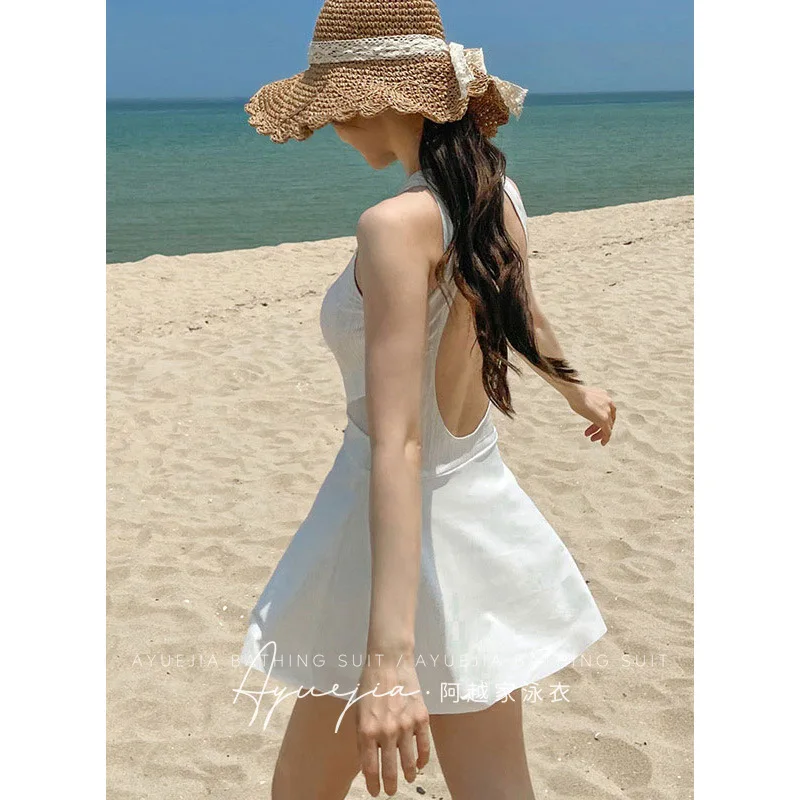 2023 New Fashion Korea Style One Piece Swimsuit Women\'s Small Fresh Backless Conservative Swimwear Holiday Beachwear