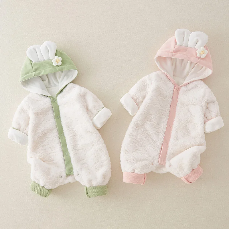 2024 Baby Spring Girl Jumpsuit Cute Cartoon Love Rabbit Embroidered Newborn Girl Bodysuit Hooded Velvet Infant Girl Outfits