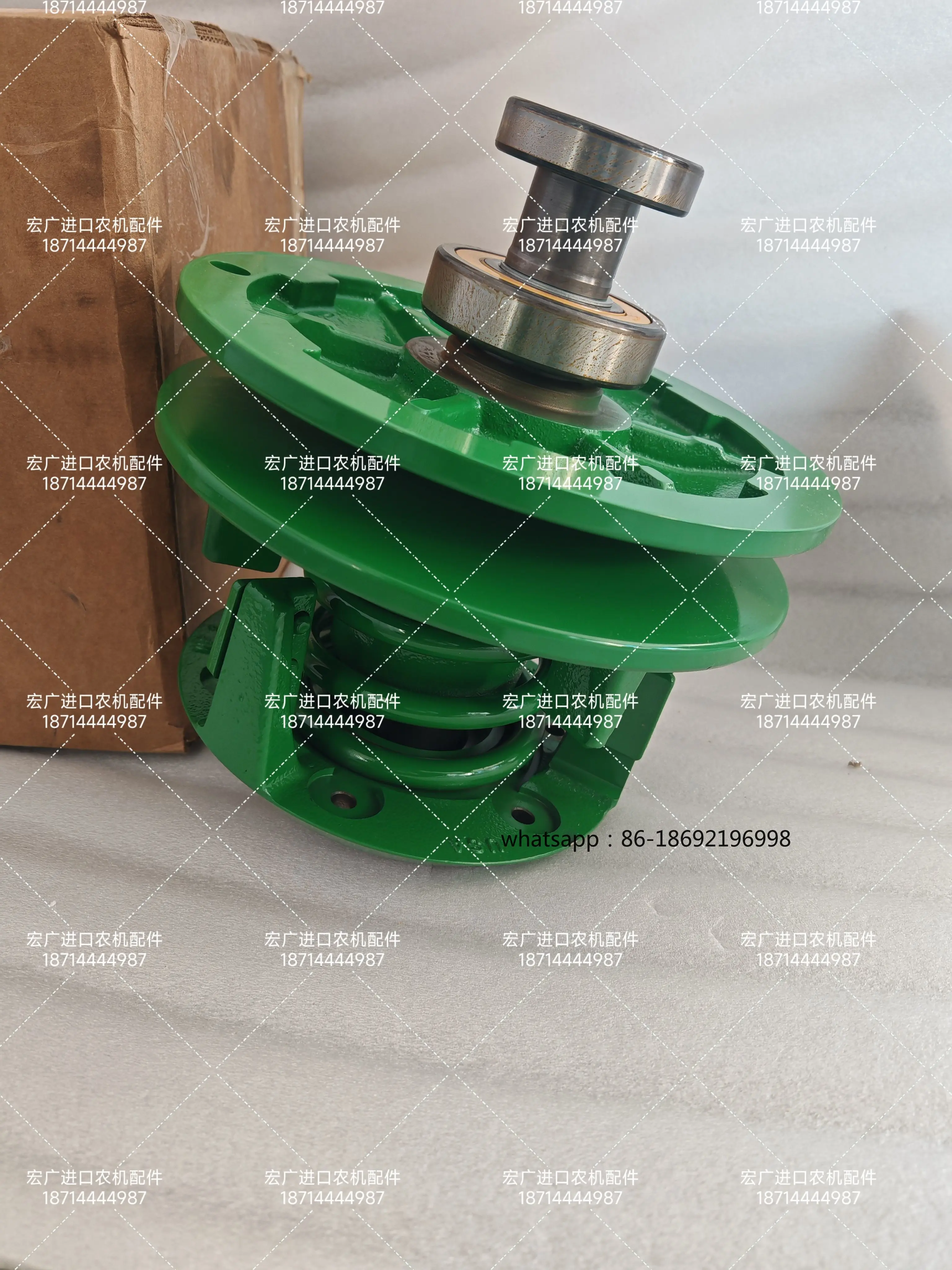 

Трактор 8270 2704 2904 3204, привод вентилятора RE582570, оригинальные детали