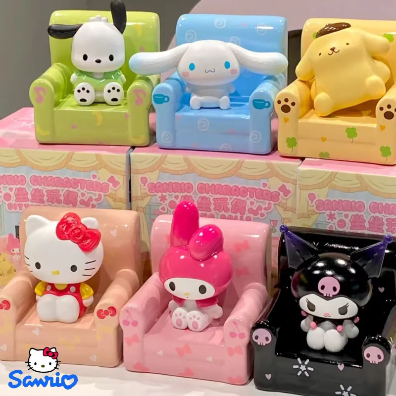 

Новинка, серия «Семья Sanrio» сидит, шторка для кукол Kuromi Hello Kitty, мелодия, понравило, Коричный диван, декоративная модель, подарки