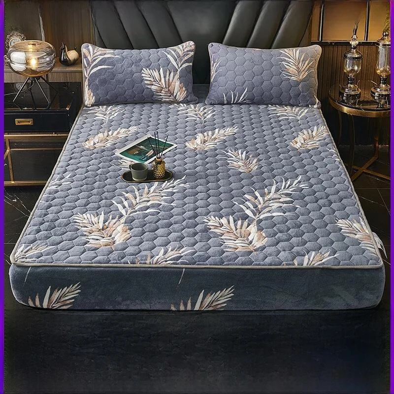 

Thickened Milk Velvet Bedding Quilt Cotton Duvet Cover Extra Plush Mattress Protector Encasement Winter Collection