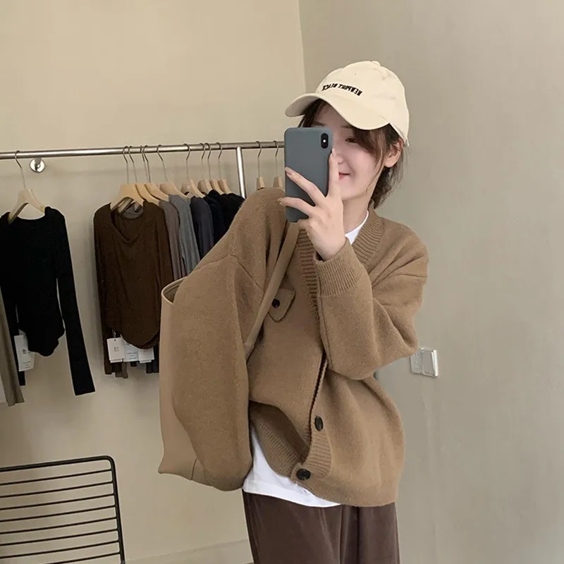 Nieuwe Collectie Herfst 2024 Vrouwen Trui Korea Stijl Lange Mouw V-hals Single Breasted Casual Loose Fit Gebreid Vest V194