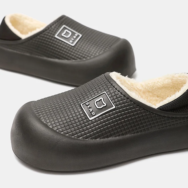 شباشب قطنية مقاومة للماء للنساء والرجال للشتاء والخارج والداخلي وغير قابلة للانزلاق أحذية منزلية قطيفة سميكة القاع أحذية الدب اللطيفة للزوجين