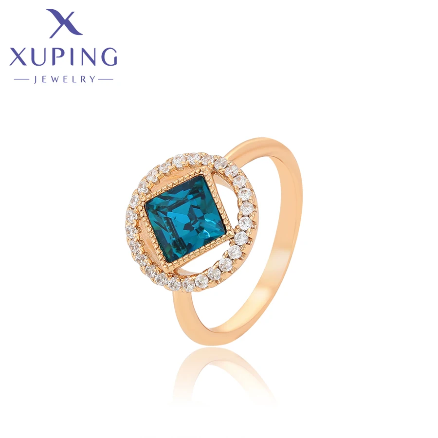 Xuping Jewelry Fashion Elegant Gold Color Square Crystals Ring for Women 610426039