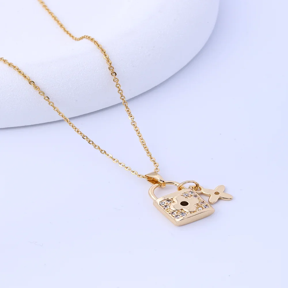 Beautiful Necklace for Women: Light Luxury Titanium Steel Collarbone Chain with Micro Inlaid Diamond Lock Pendant, Fashionable a