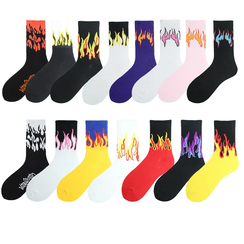 Unisex Harajuku style flame mid-tube cotton socks street hip-hop skateboard men\'s and women\'s sports Novelty socks