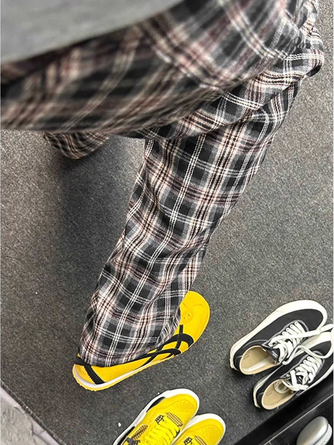 

Мужские брюки Bla Plaid: осенние, в стиле High Street, прямого кроя, слегка расклешенные, повседневные, для молодых пар, на каждый день