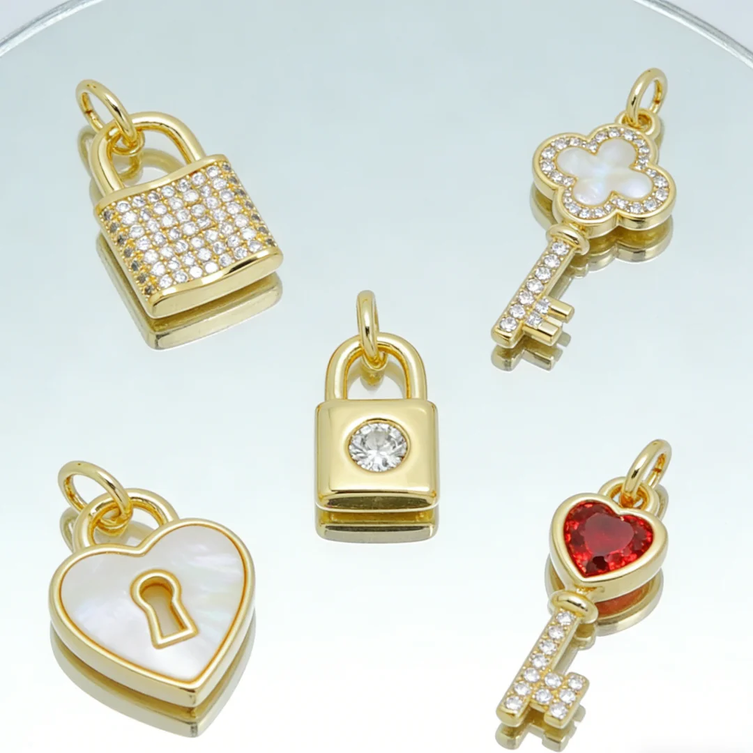 4Pcs Pendants Sparkling Heart Lock Key Charms Brass Zirconia Shell Vintage Accessories for Diy Jewelry Necklace Bracelet Making