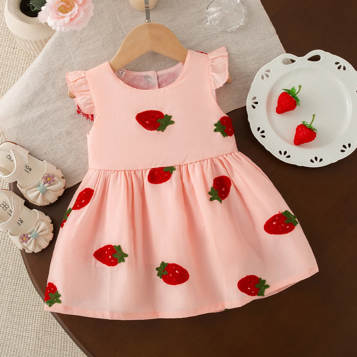 Summer Baby Girl OOTD Korean Style Sweet Lovely Toddler Strawberry Dress Fashion Casual Crew Neck Baby Girl Princess Dress
