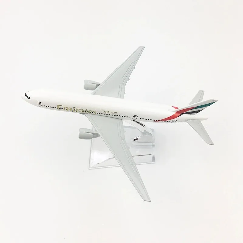 16 سنتيمتر 1:400 طائرة نموذجية 777 الإمارات العربية المتحدة B777 الإمارات الخطوط الجوية سبيكة دييكاست نموذج طائرة مع الهبوط لعبة مجسمة للتجميع #3
