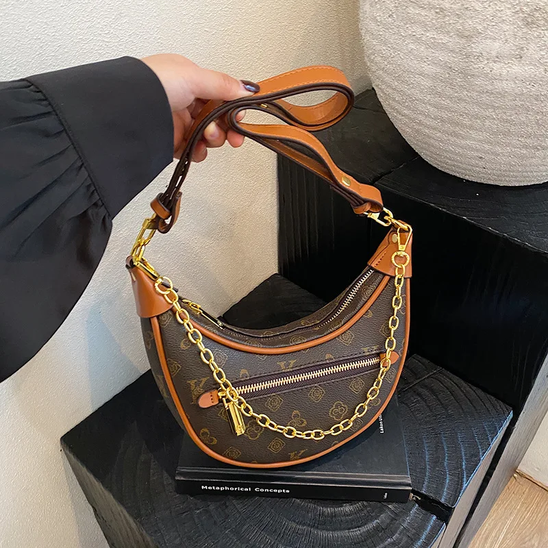 

Spring and Summer New Style Pea Pod Bag Women's Fashion Printed Handbag Chain Shoulder Sling Bag Dumpling Bag Crescent Bag