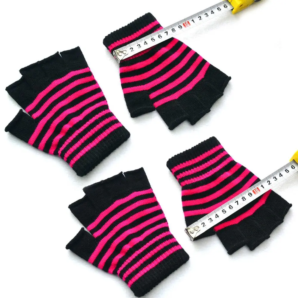 القوطية الشتاء الدافئ أصابع مطاطا مخطط رشاقته قفازات محبوكة القفازات