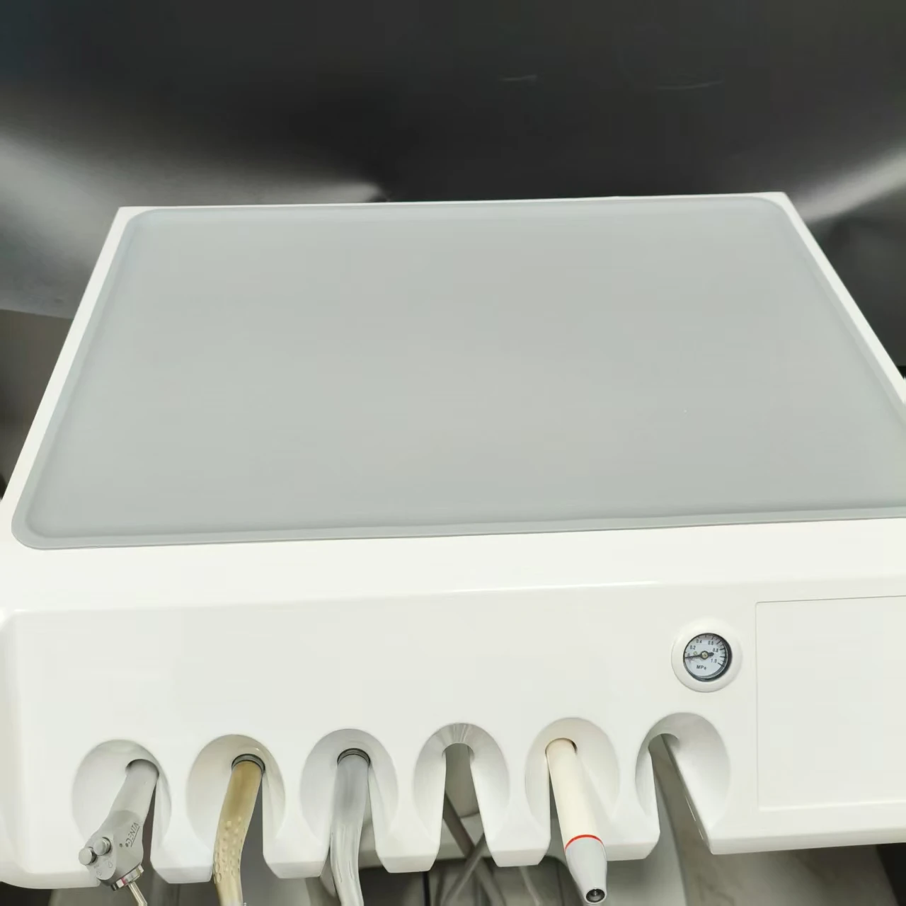 

Waterproof Anti-Slip silicone Thickened Pads Covers for dental unit Worktable Tool Tray Instrument Tray