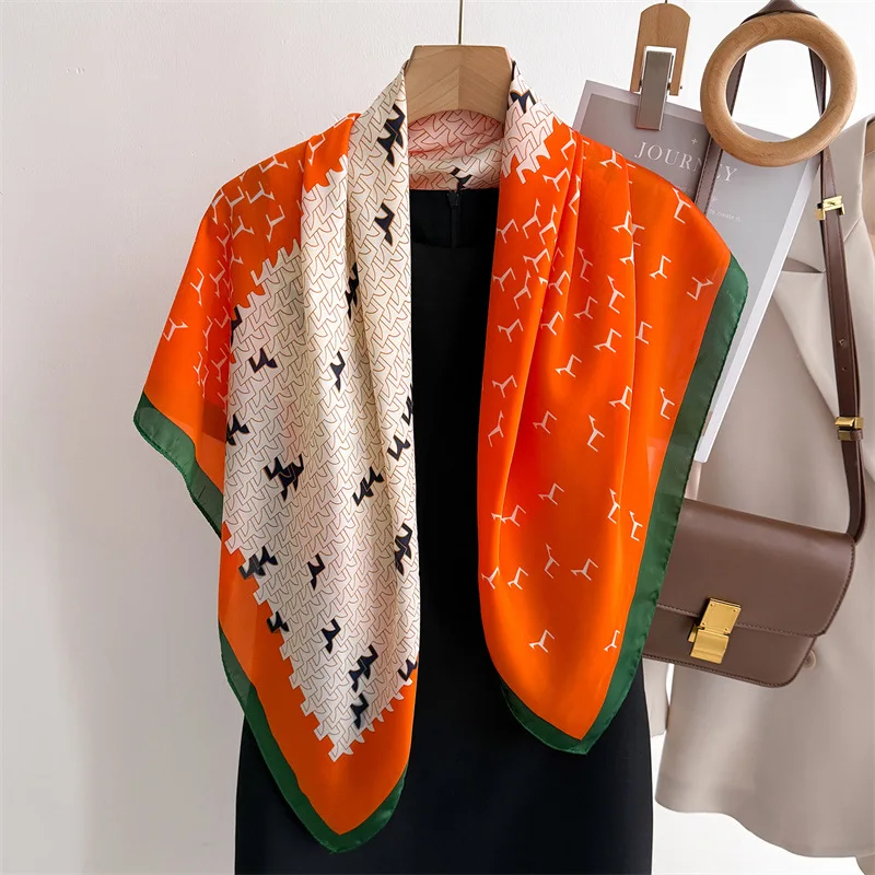 90cm Twill Silk Scarf Shawl Luxury Brand Hundreds Horse Print Square Scarves Women Hijabs Bandana Silk Foulards Neckerchief