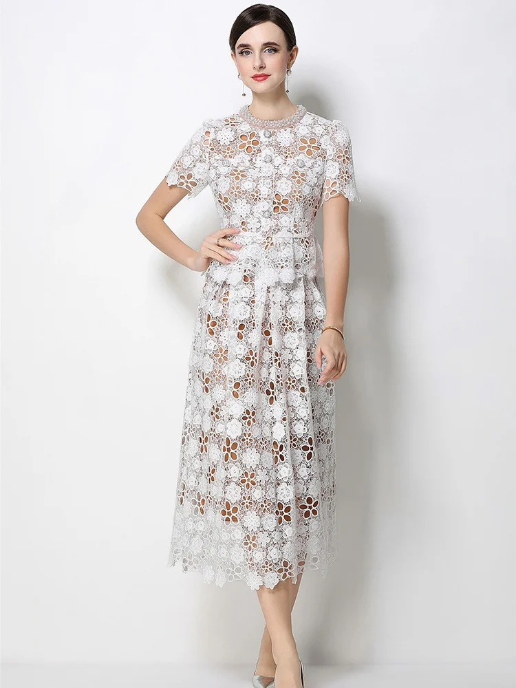 

Французский элегантный летний комплект из 2 предметов: кружевная блузка с вышивкой и стразами, длинная юбка макси с круглым вырезом, костюм из 2 предметов