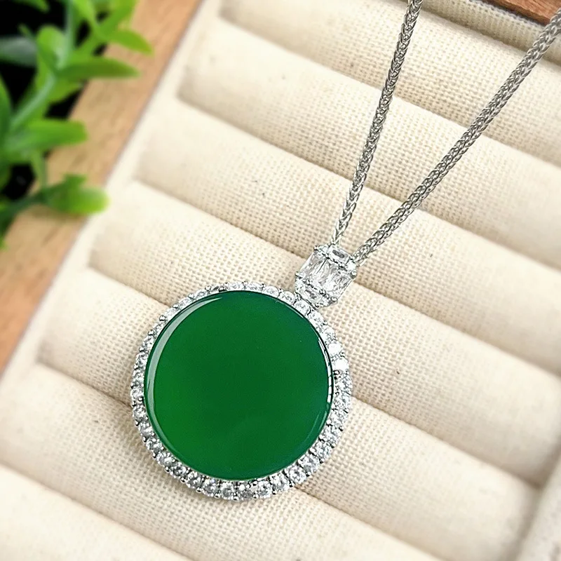 

New autumn and winter jewelry peace amulet pendant chalcedony necklace birthday gift main stone 25*25