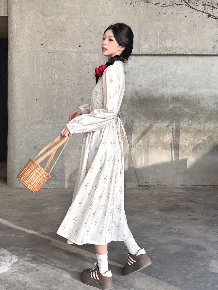 Women Floral Corduroy Dress Sweet Style Spring Autumn Long Sleeve Maxi Dress Round Neck Lace Trim Patchwork Loose Fit Casual
