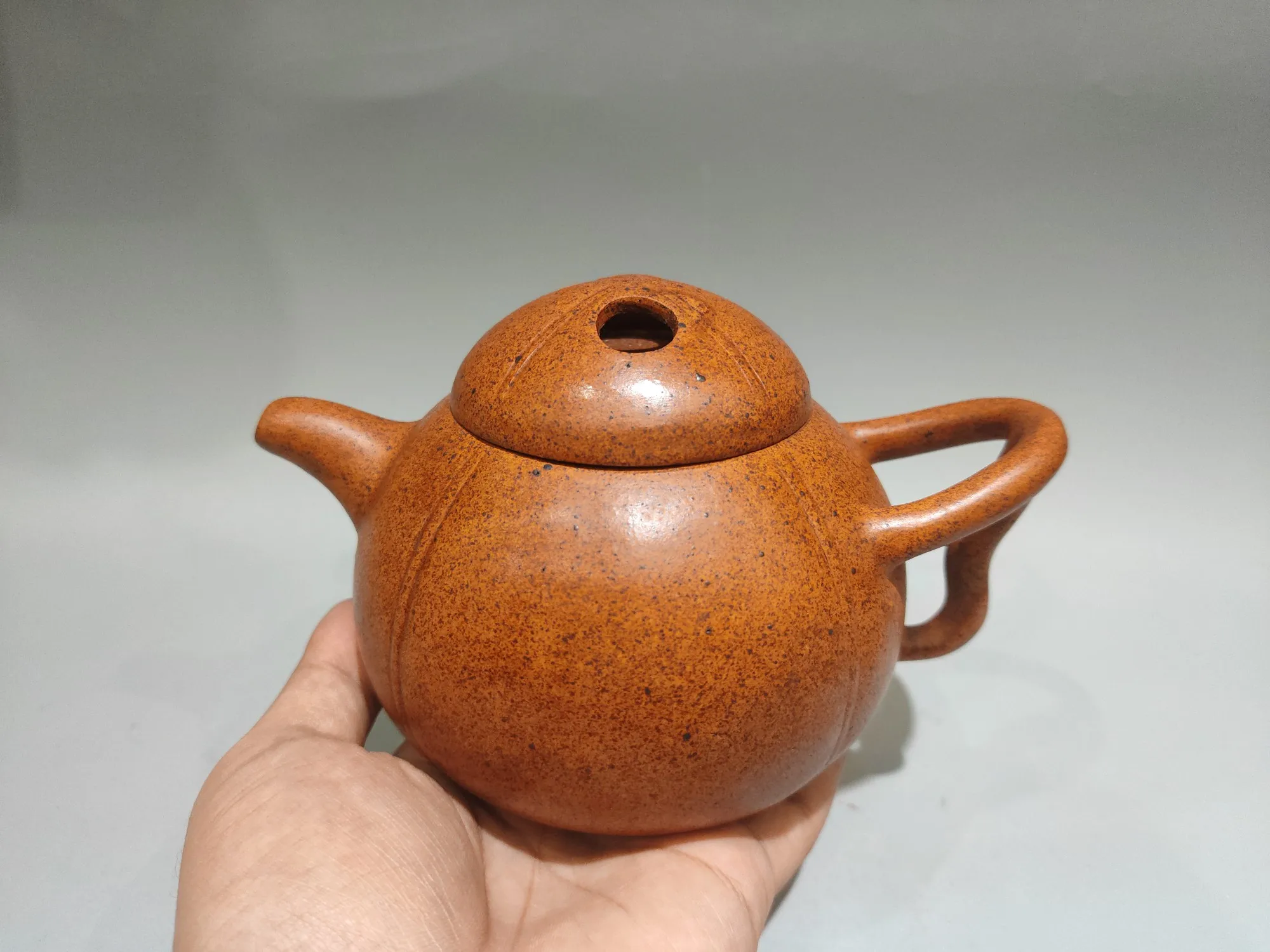 Purple Clay Teapot Kiln discoloration Cow lid pot Wooden fish shaped pot Kettle Teapot Flagon Ornaments
