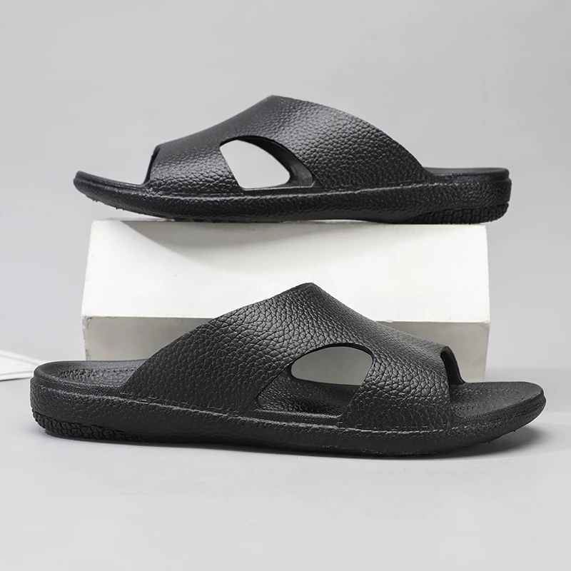 

Summer New Men's Slippers Fashion Slides Indoor Outdoor Sandals Beach Men Casual Shoes Garden Shoes Male House Slippers
