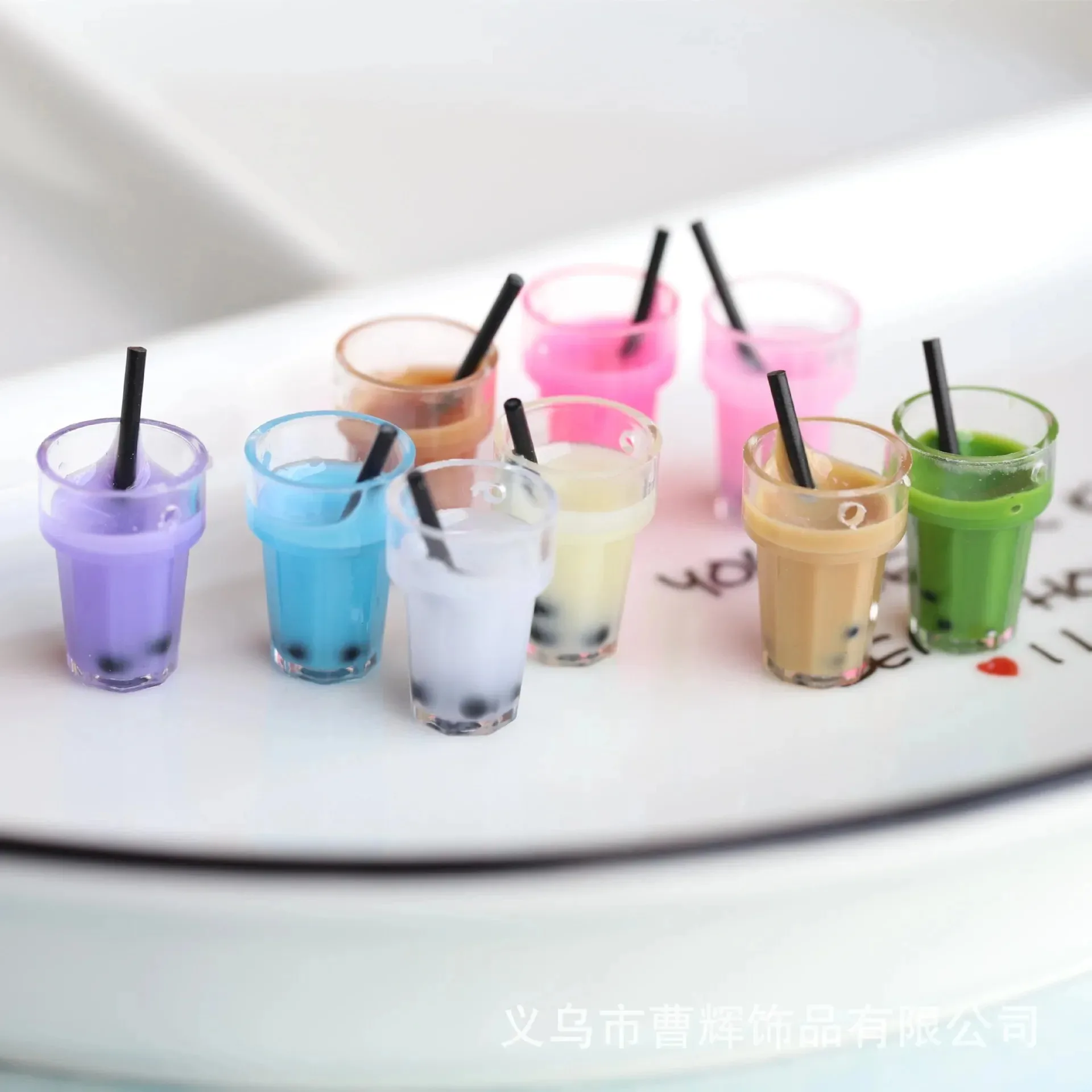 10 Breloques en résine en forme de tasse de bubble tea à trou unique, mini-cabochons alimentaires simulés, fournitures DIY pour scrapbooking, bijoux et artisanat