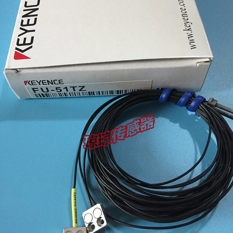 

FU-52TZ FU-51TZ KEYENCE Оптоволоконный датчик с плоским выстрелом
