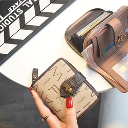 Portefeuille de luxe en cuir véritable pour femmes, petit porte-cartes multifonctionnel de grande capacité, mini pochette rétro à la mode, nouvelle collection 2024