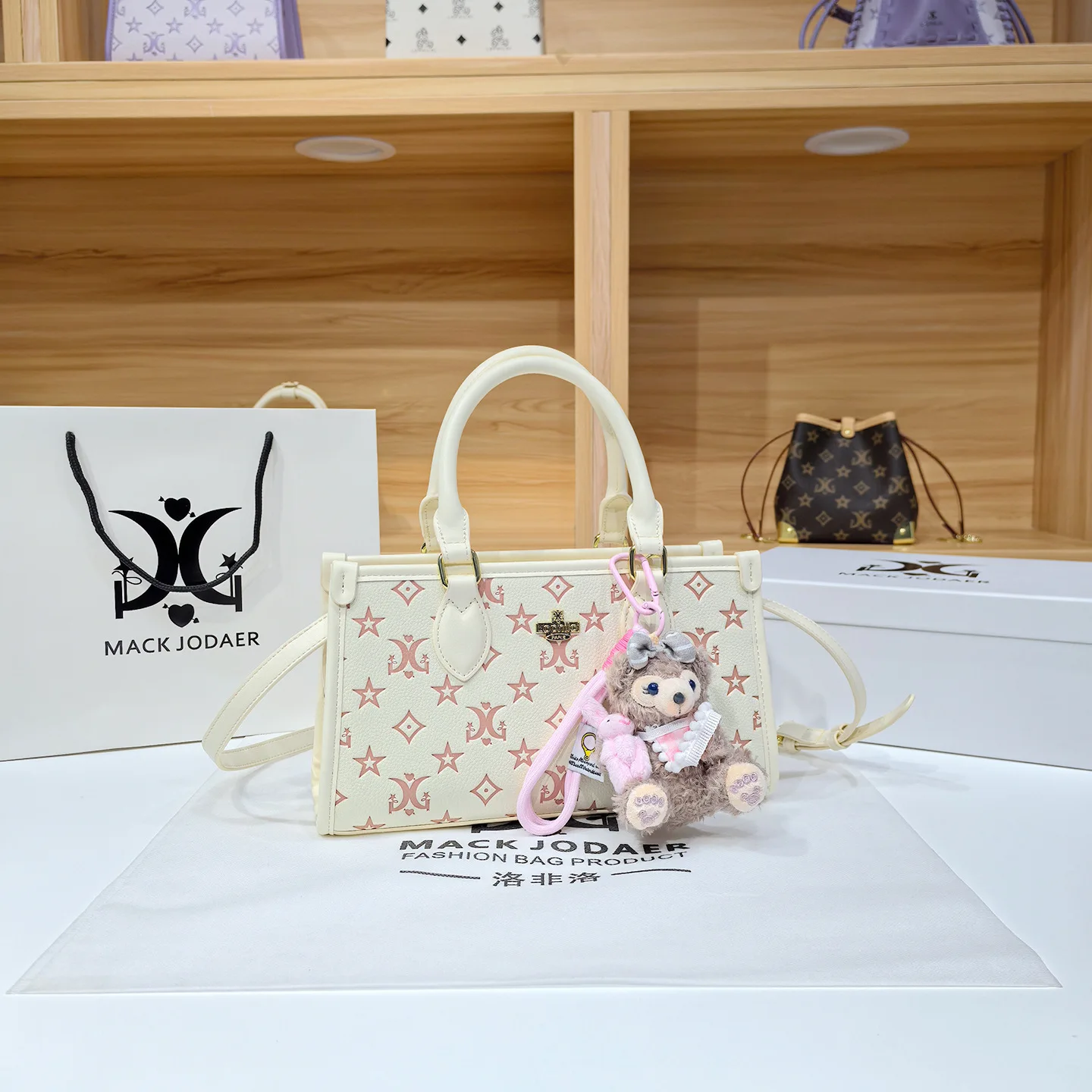 

Unique Vintage Luxury Diaper Bag For Women Elegant Designer Leather Minimalist Large Capacity Stylish Fashion Bag