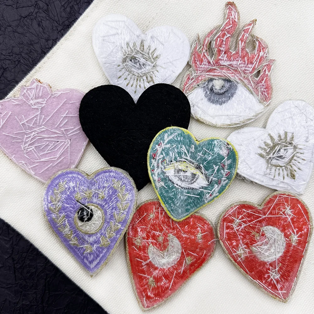 Handmade Beaded Love Eyes Cloth Patch Clothes Bag Shoes Everything Accessorize DIY Brooch Badge Accessories