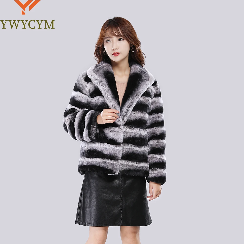 

Hot Sale Women Real Fur Coat Large Lapel Collar Short Rex Rabbit Jacket Full Pelt Fur Chinchilla Color Thick Warm Women Coat