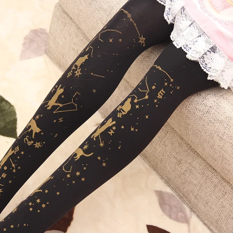 Notte stellata che gioca al gatto ~ Collant Lolita dolce stampato Collant fantasia con stampa dorata