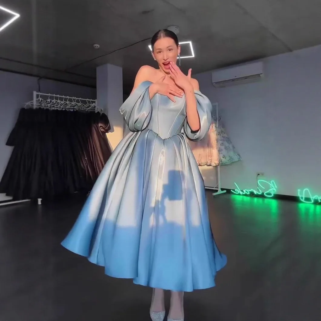 Elegantes Damen-Partykleid, rückenfrei, plissiert, langärmlig, knöchellang, locker geschnitten, A-Linie, gespleißt, Sommer 2026